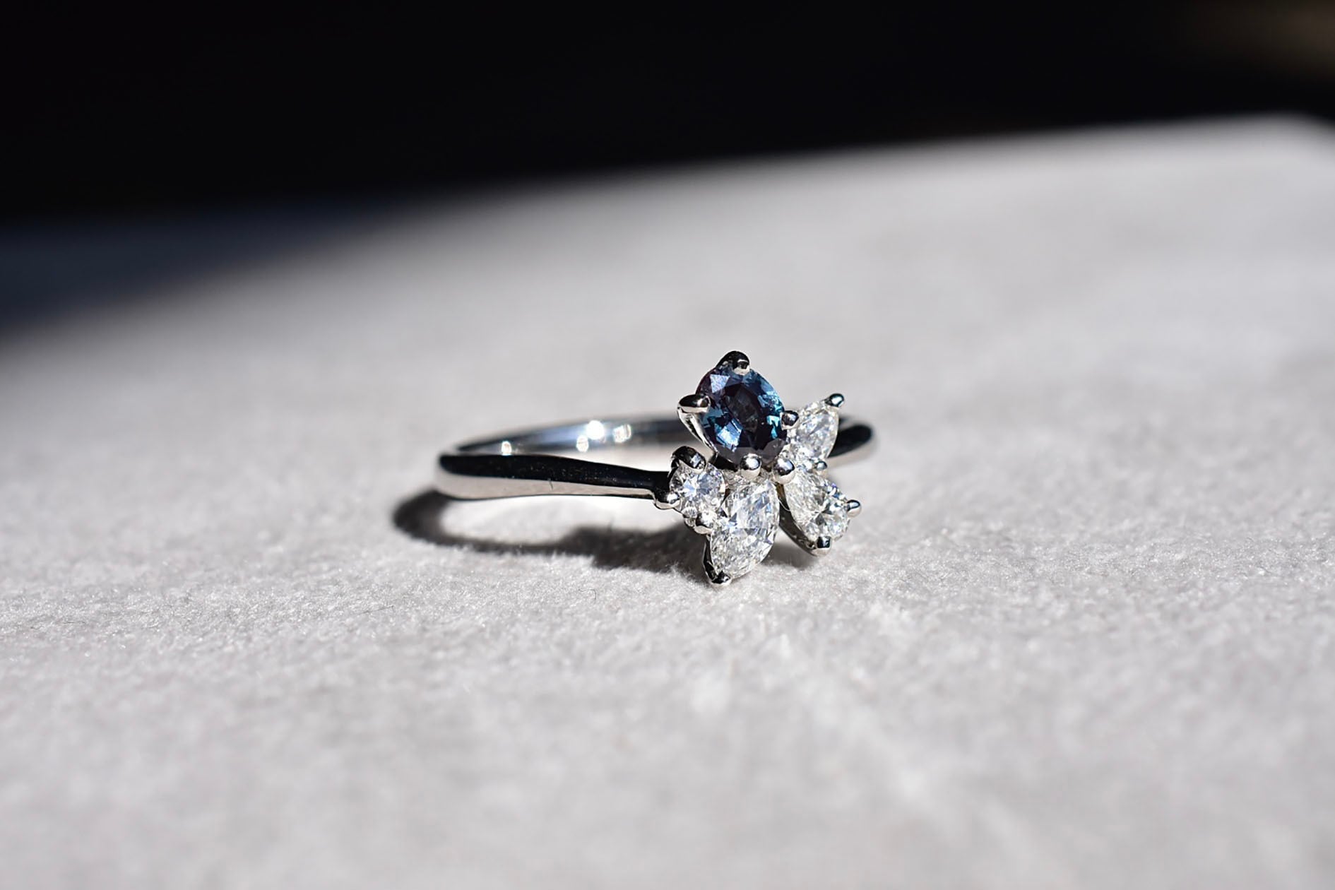 『専用です』天然非加熱アレキサンドライトエタニティ 計1.26ct PT900リング(指輪)