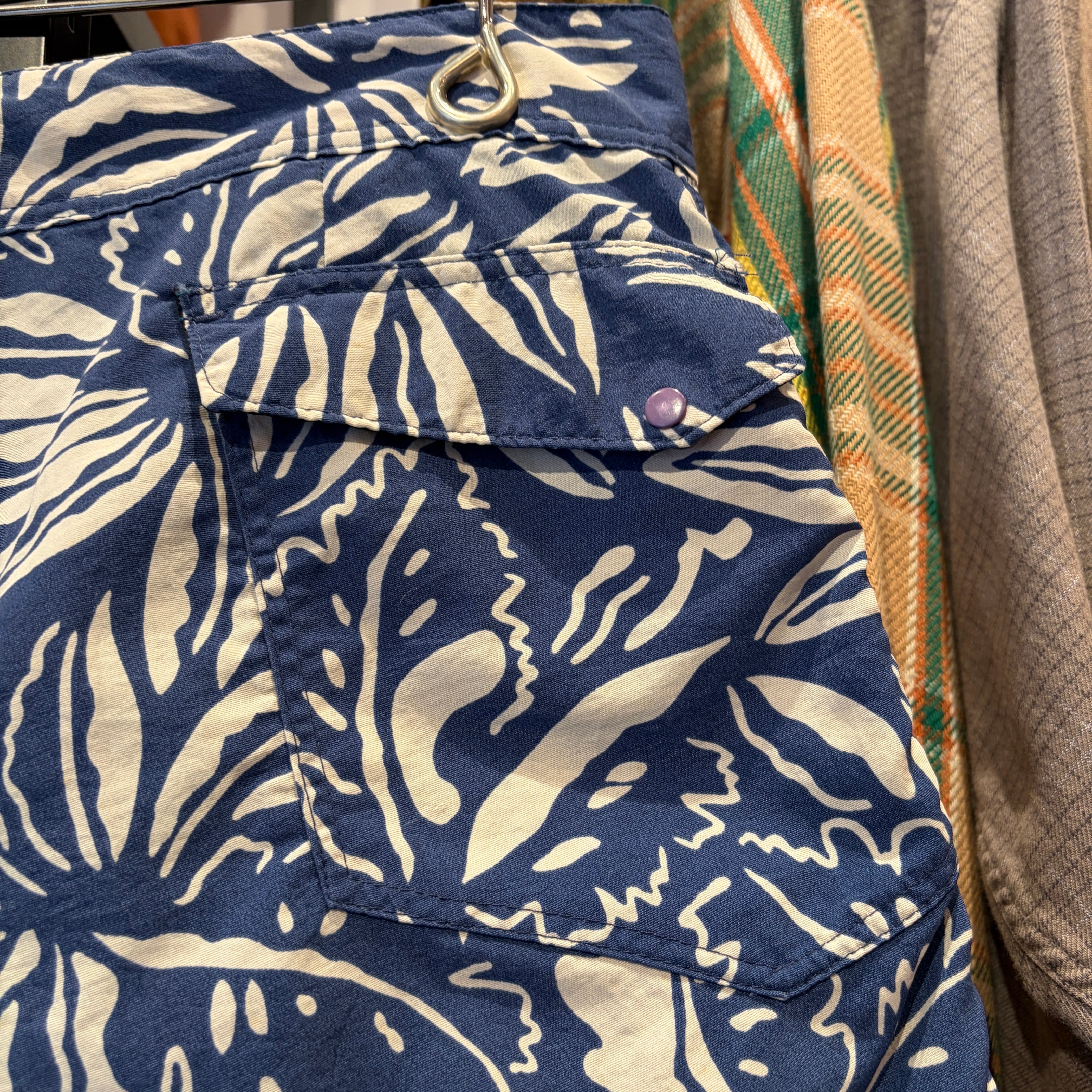 Ⓝ1990s PATAGONIA SURF TRUNKS SHORTS LEAF | safarionline