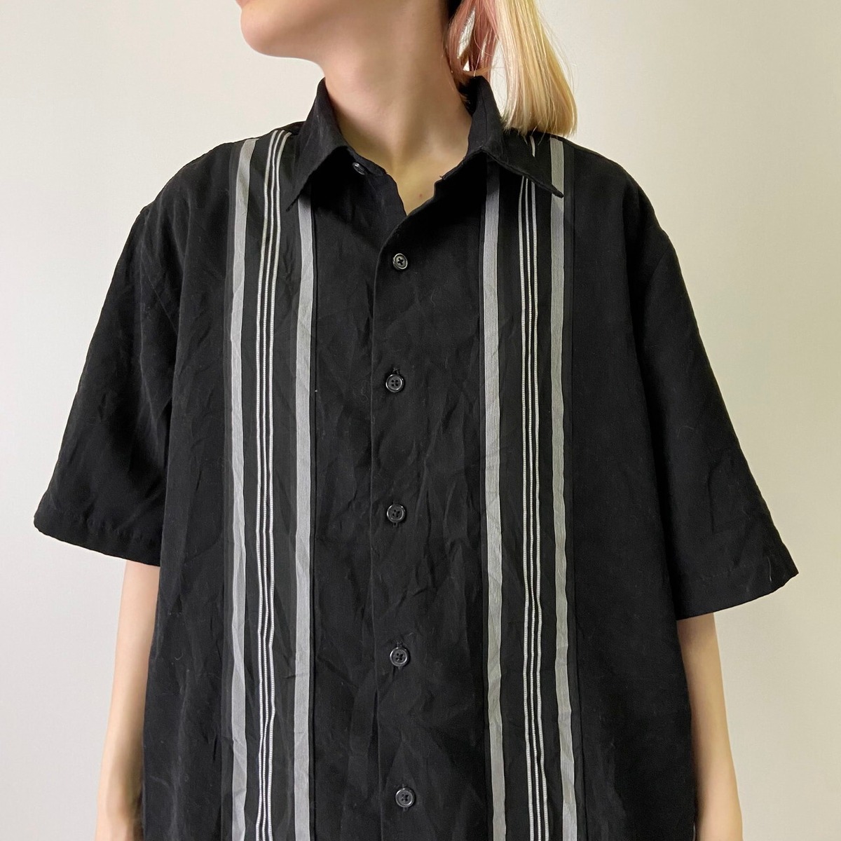 AXIST ラインデザイン ポリエステルシャツ メンズL相当 古着 ブラック 