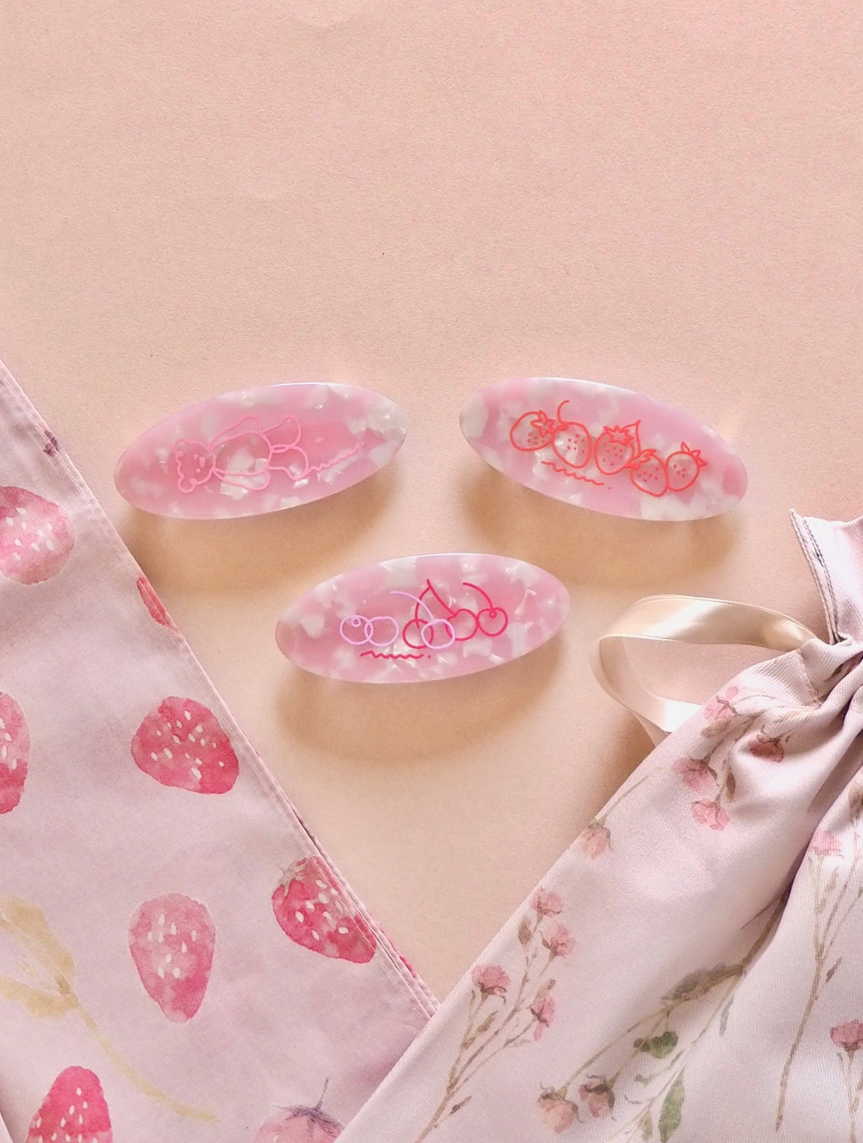 Her spring hair barrette