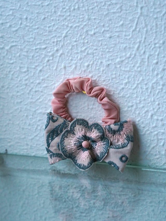 【 mina perhonen 26SS 】 candy flower “ヘアゴム” / AES7345P / beige