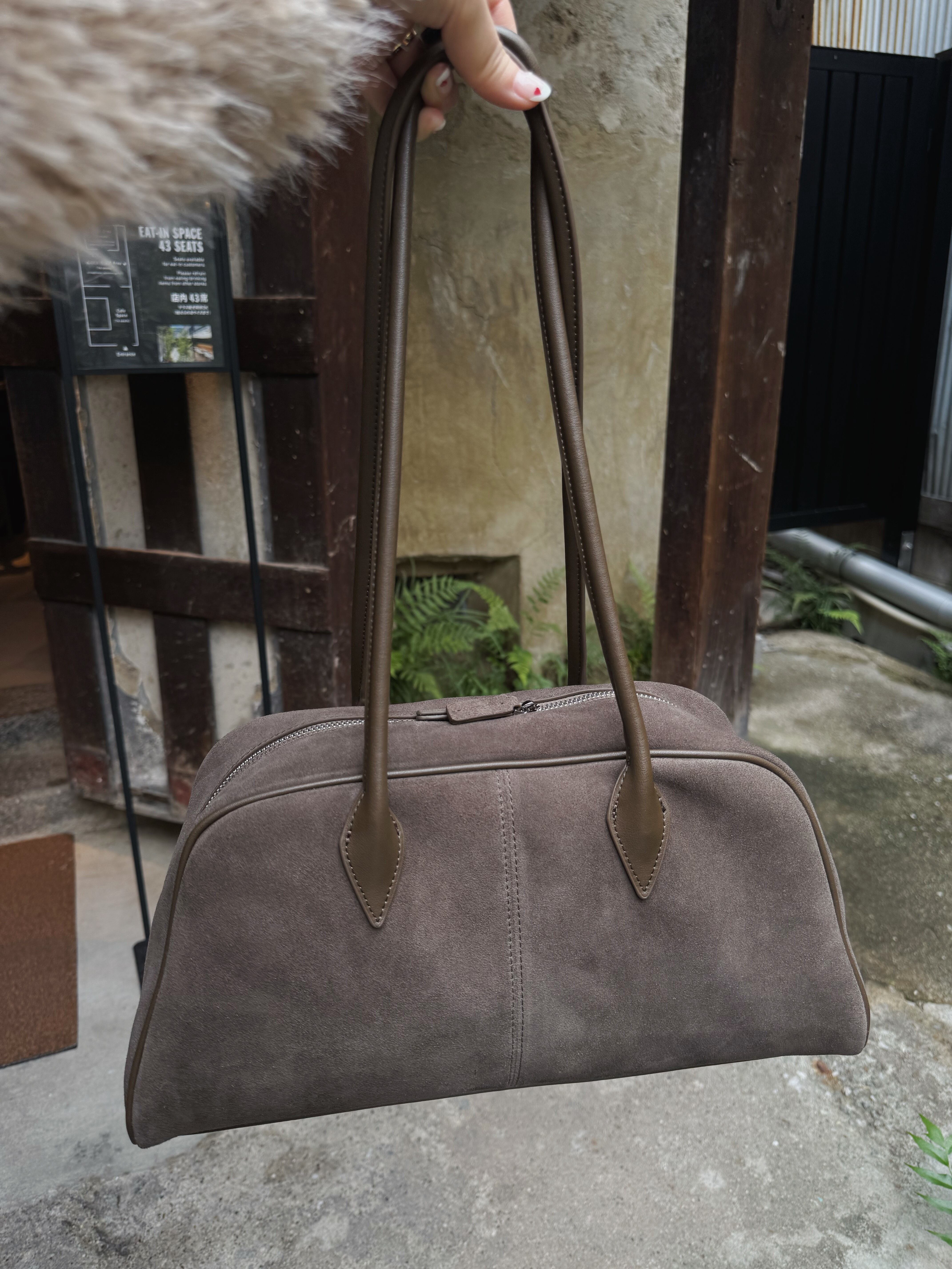 Suede bag / moca.black(12月下旬〜1月上旬頃発送予定)