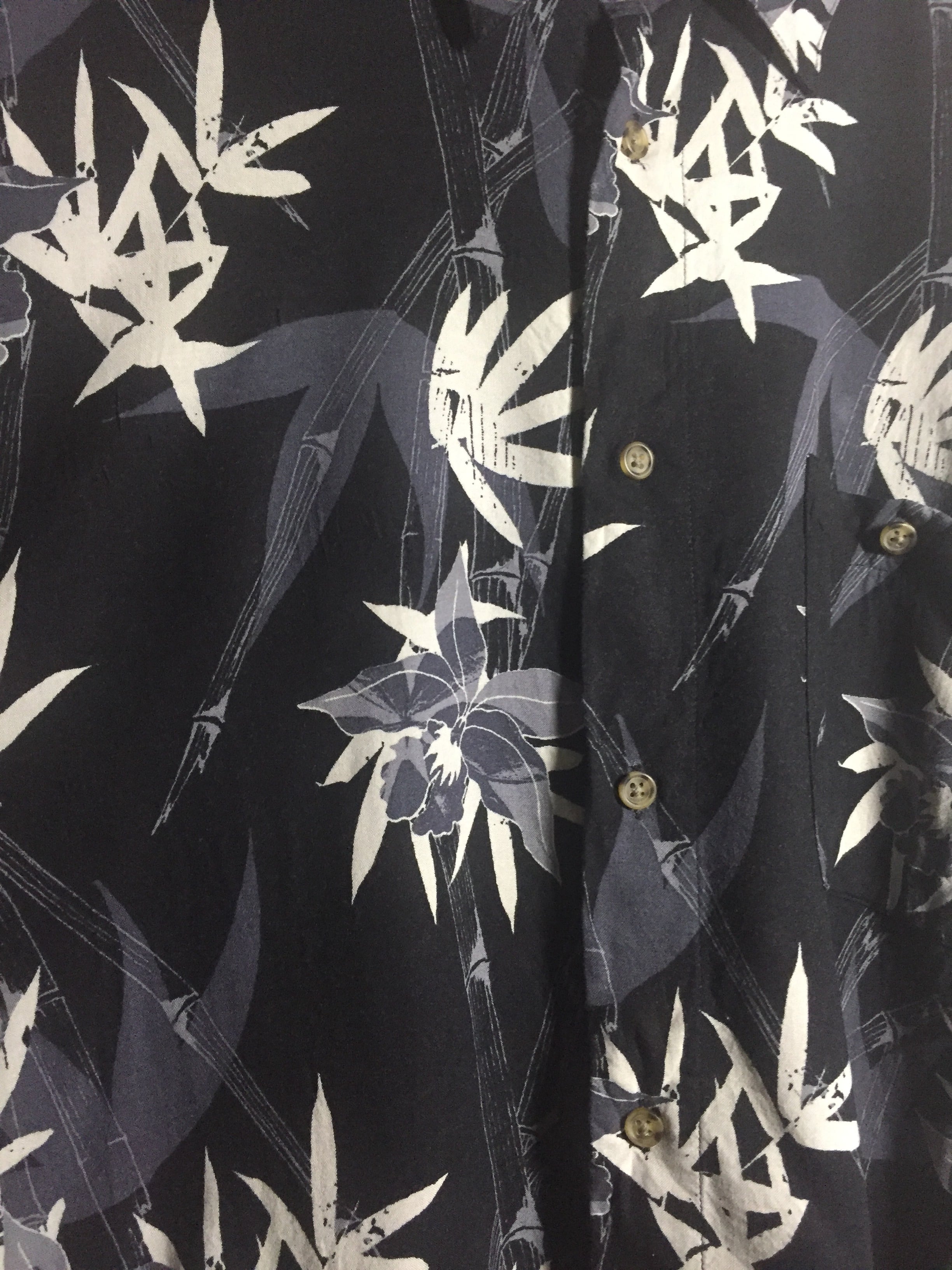 総柄 ブラックアロハシャツ モノトーン ハイビスカス柄 | 古着屋 KafuCa