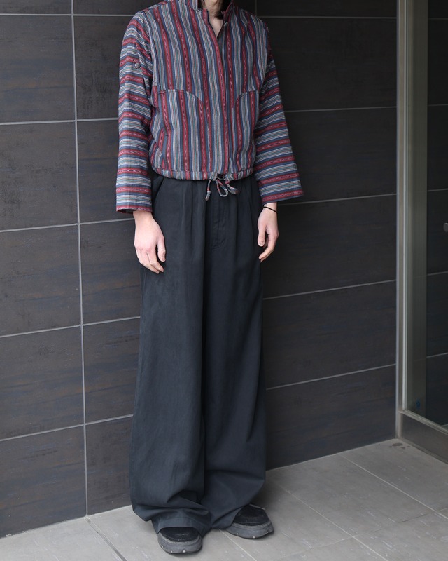 Short length striped design hoodie
