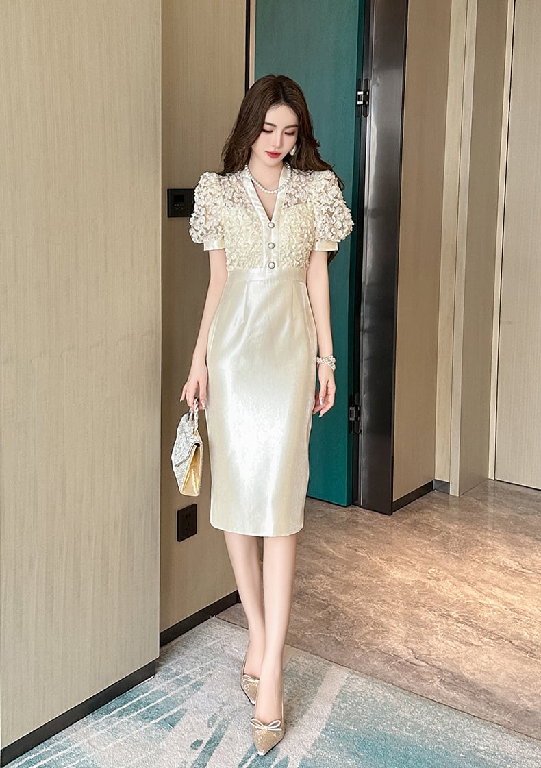 ベージュタイトドレス Sサイズ ROBE de FLEURS Glossy ベージュタイト