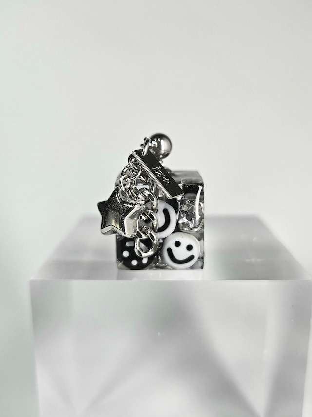 BOLD CUBE+ [monotone nico × STAR]