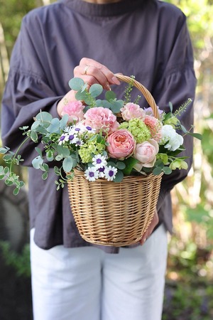 【色合い選べる】2025母の日フラワーギフト「パニエ・ミエル」