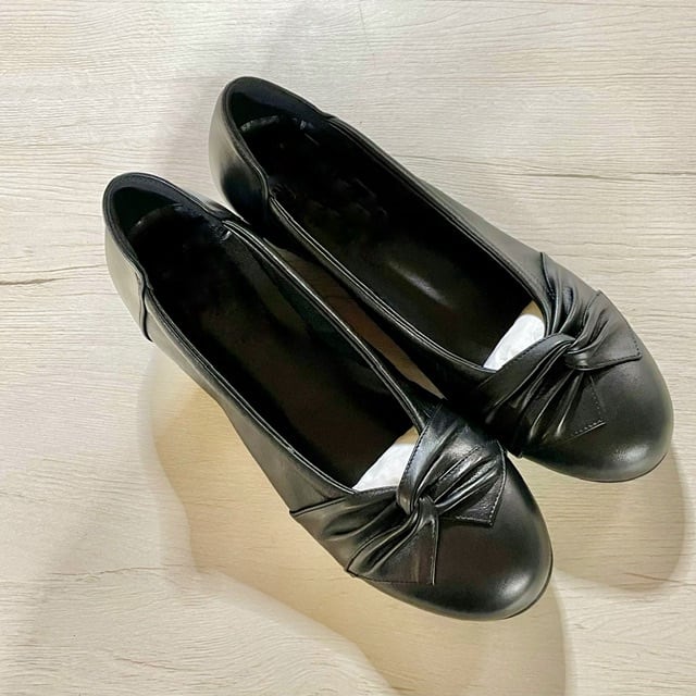 シャーリングウェッジヒールパンプス