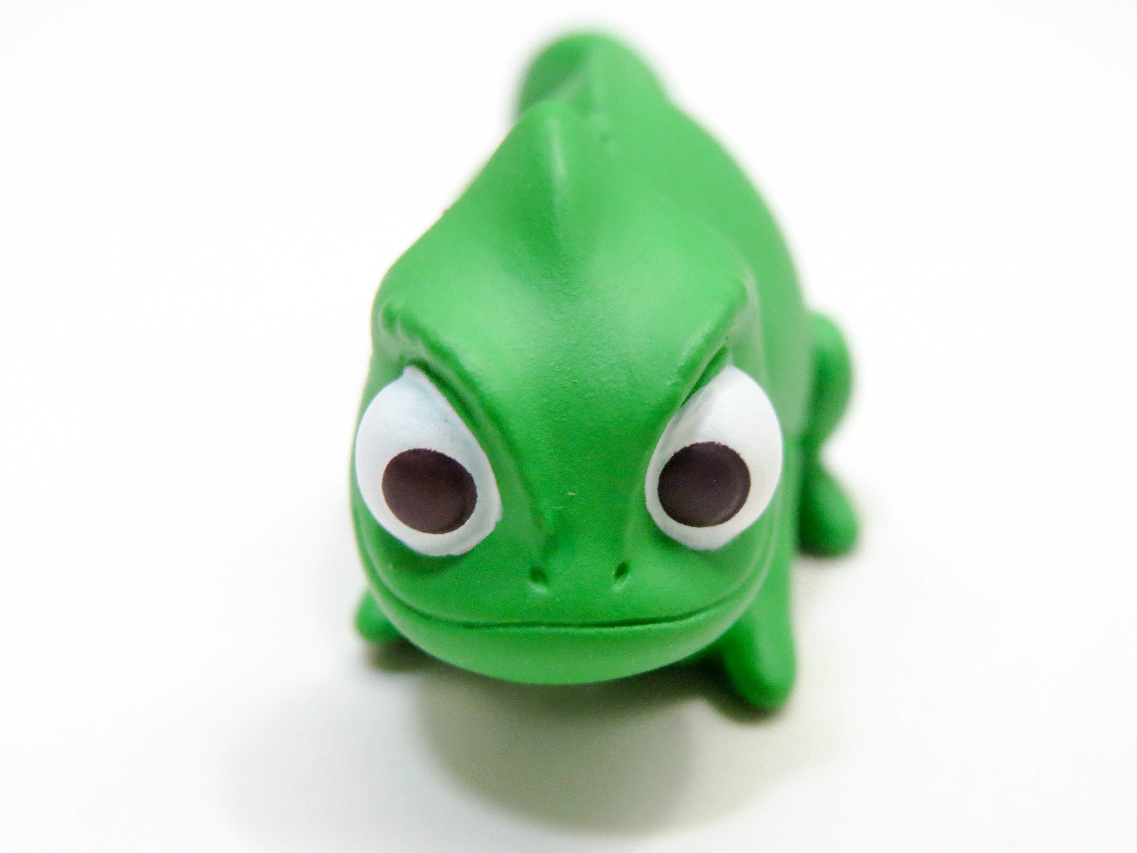 SALE】【804】 ラプンツェル 小物パーツ パスカル ねんどろいど