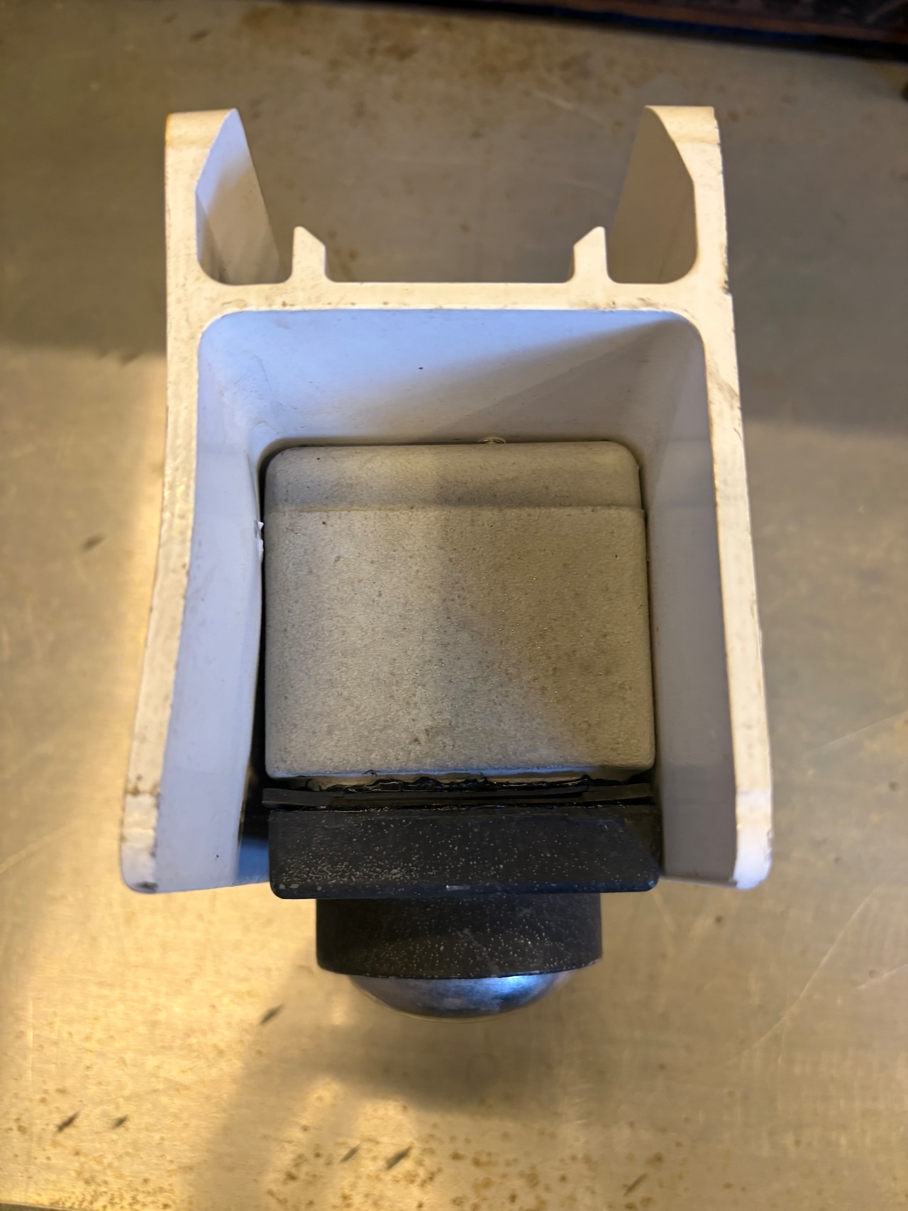 PUSH BUTTON FOR WALK SIGNAL 信号待ちボタン
