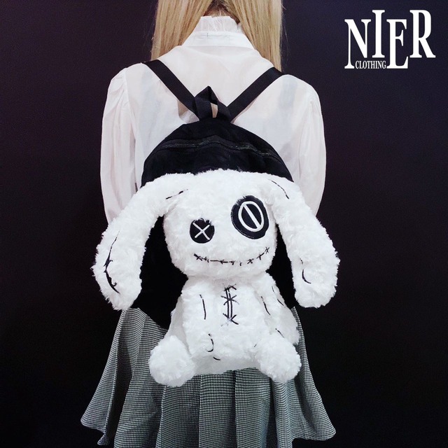NieRちゃん付きBLACKリュック