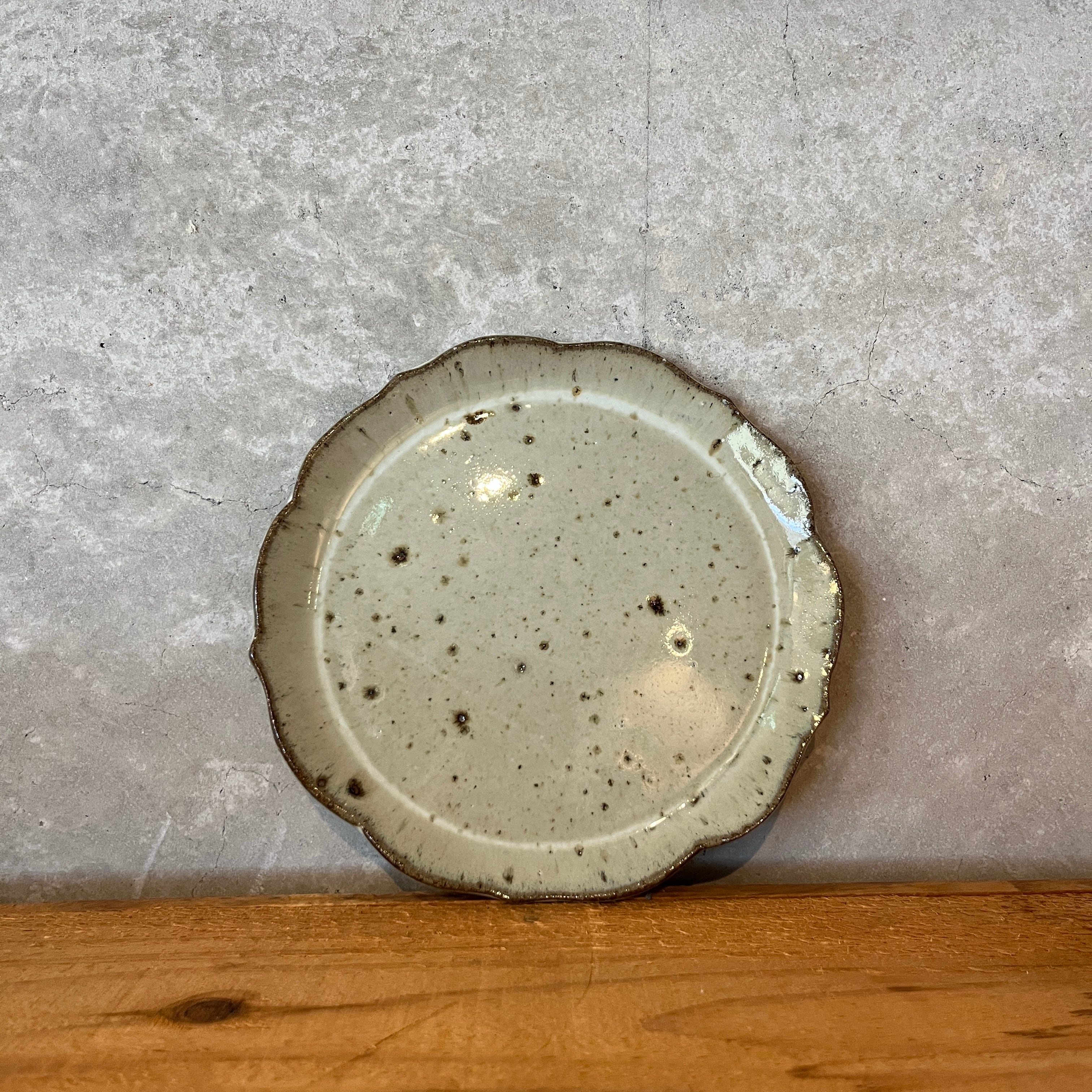 小代本谷ちひろ窯 縁飾り皿 小