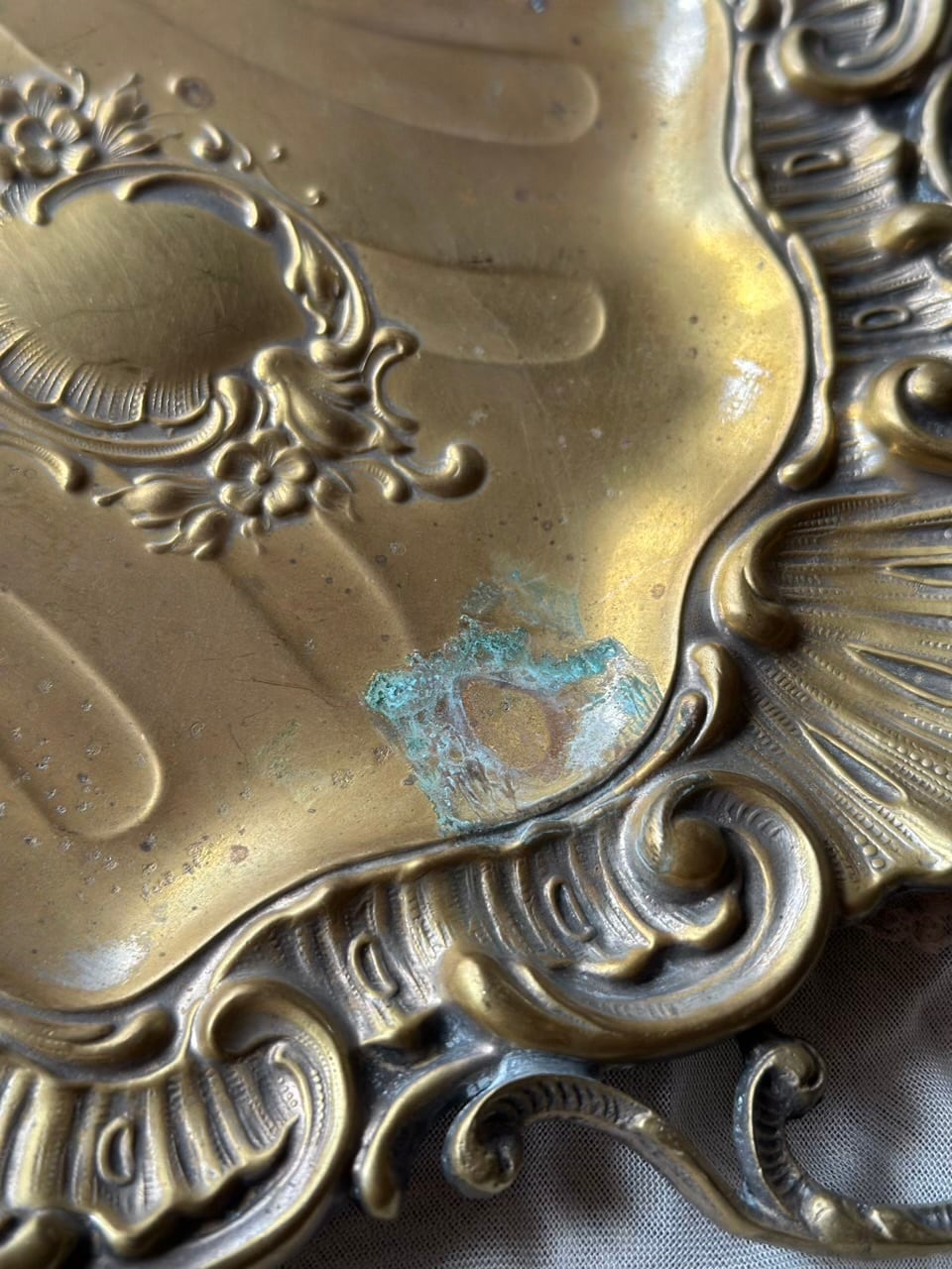 黄金色のダストパン＆ブラシセット | Brocante de La Cocotte