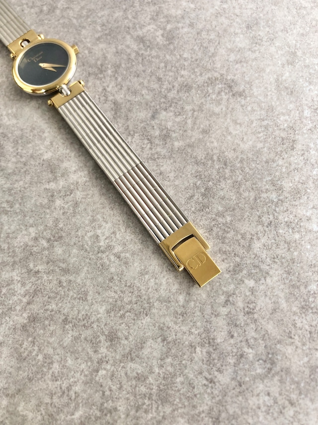 Christian Dior クリスチャン ディオール 腕時計 シルバー ラウンドフェイス ステンレススチール 3025 vintage ヴィンテージ オールド 6bgg33