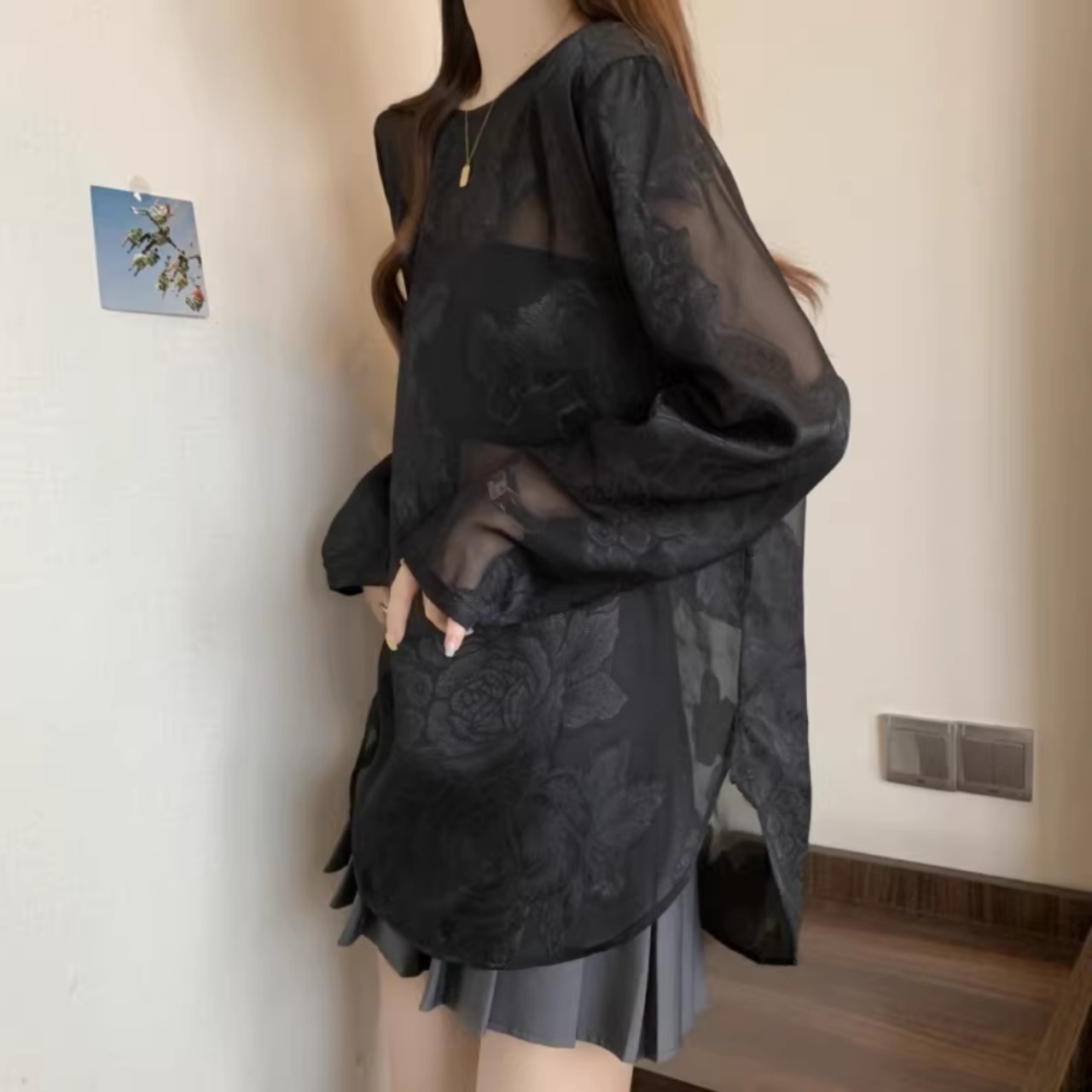 Sheer long-sleeved floral T-shirt (ME415)