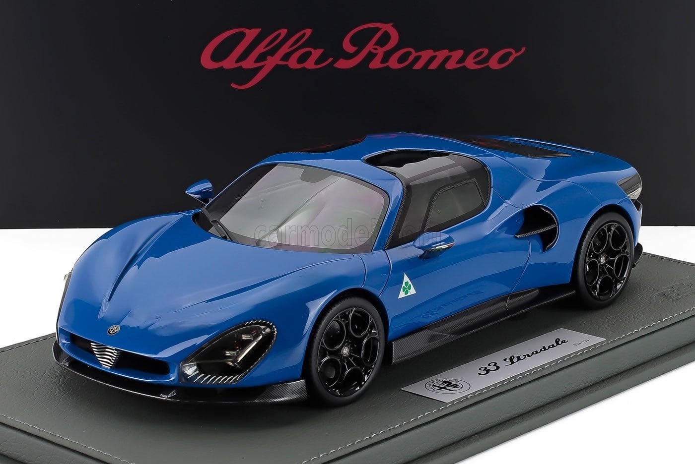 ミニカー 1/18 アルファロメオ ジュリア 1600 MITICA 1/18 ALFA ROMEO