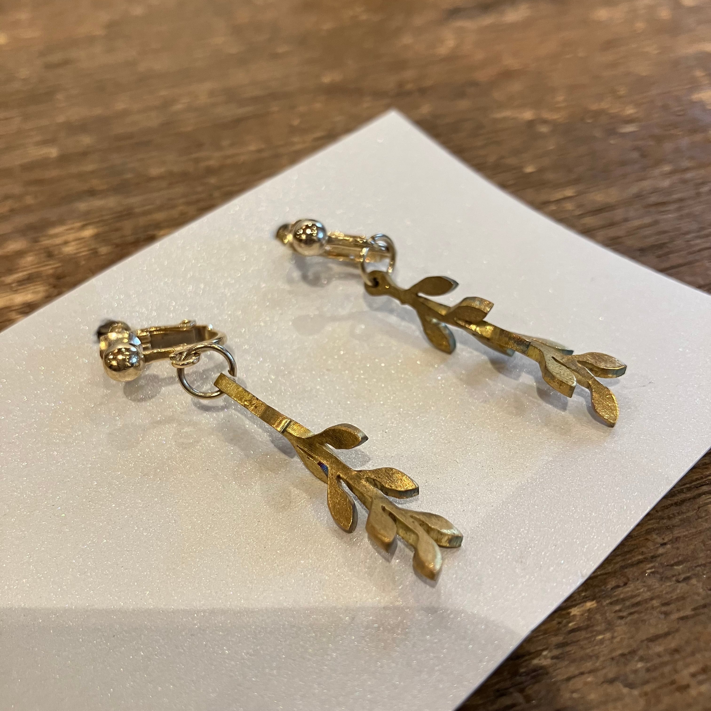 NISHINAGA イヤリング