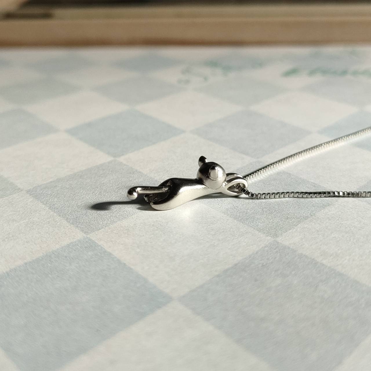 送料無料】AC-25 猫 ねこ しがみつきにゃんこ ネックレス シルバー