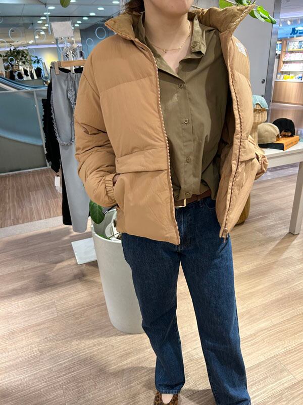 THE NORTH FACE WHITE LABEL】ネオパフィーダウンジャケット