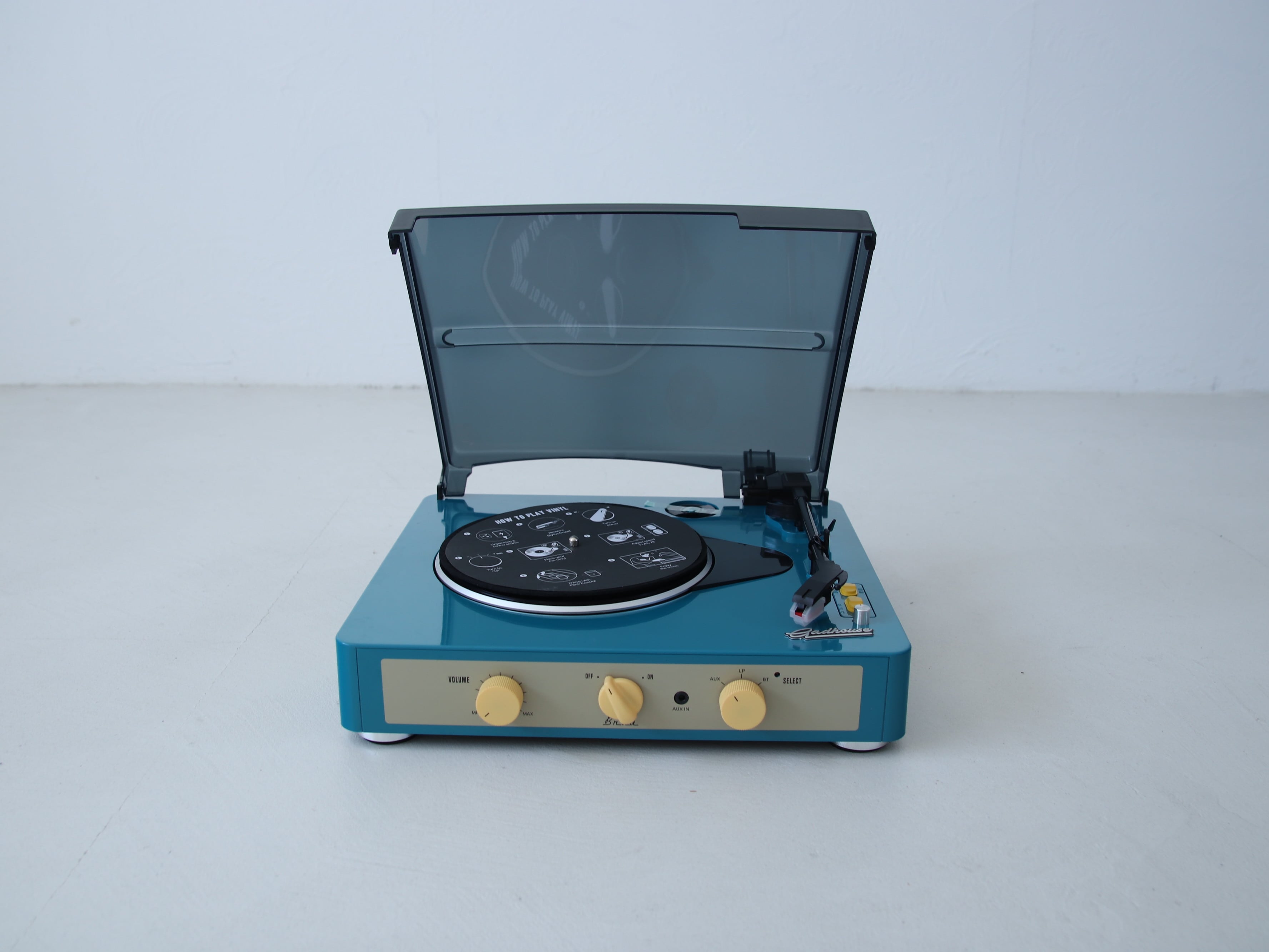 GADHOUSE Brad Retro record-GREEN-/ガッドハウス/レコードプレイヤー/ Bluetooth対応 /レトロ | SIKAKU powered by BASE GADHOUSE Brad Retro record-GREEN-/ガッドハウス/レコードプレイヤー/ Bluetooth対応 /レトロ | SIKAKU powered by BASE