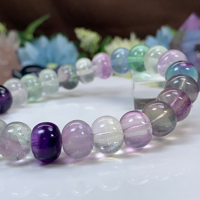 1.ぷっくりボタン型☆フローライト ブレスレット
