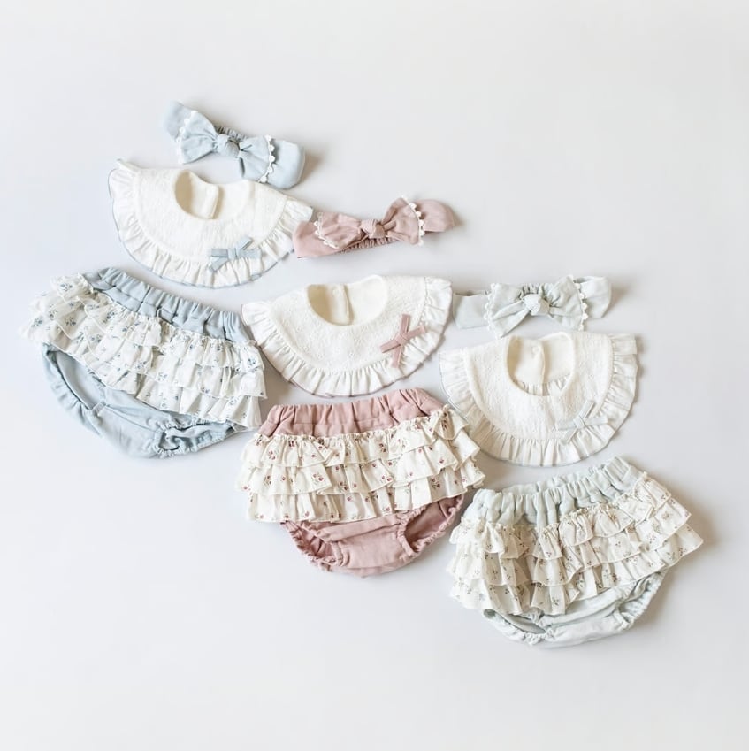 mocmof | おめかしギフトセット フリル 3点セット 箱入り 女の子 出産祝い 622-660080