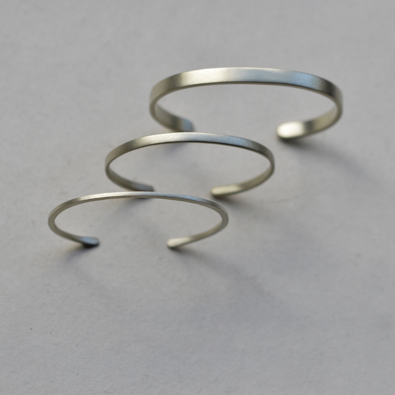 tsukinoiro 5.0mm(K10) Bangle
