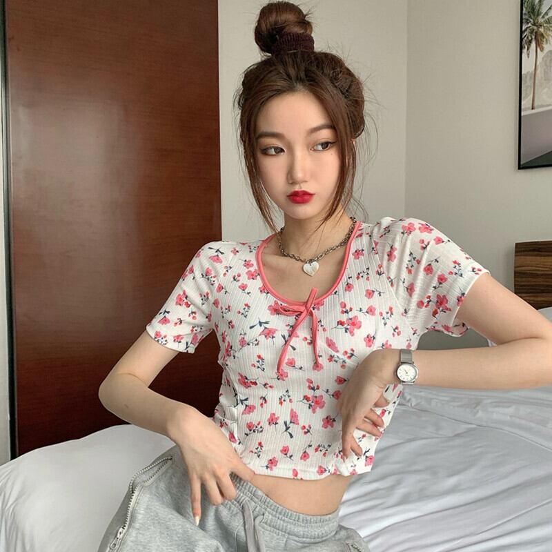 クロップドショートフローラルブラウス レディースサマーラウンドネックTシャツ スキニー薄手 大人ガーリー スウィート キュート カジュアル 夏物 花柄 Oネック ガールズファッション65065200814