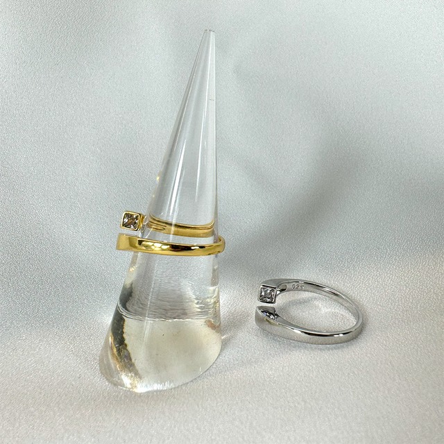 R9 /  carreジルコンリング