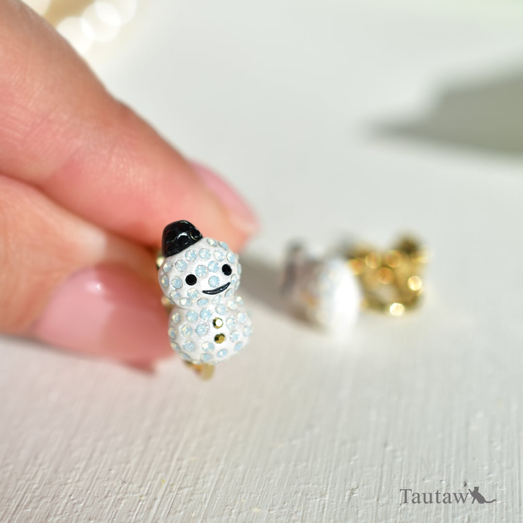 黒い帽子の雪だるま】ピアス・イヤリング｜プレシオサ使用 受注生産