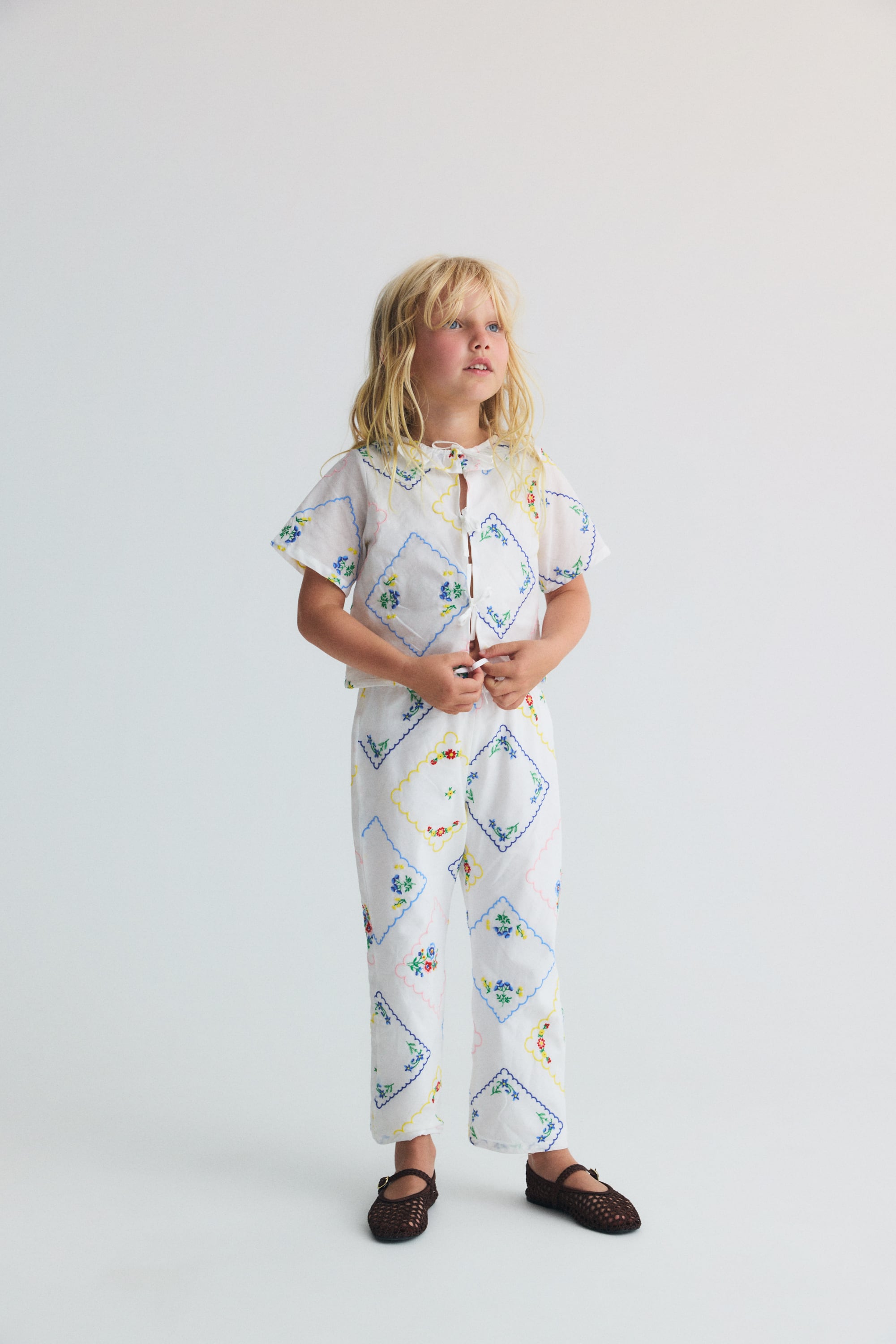 The New Society/Jacinthe Blouse Multicolor Embroidery | HAKONIWA