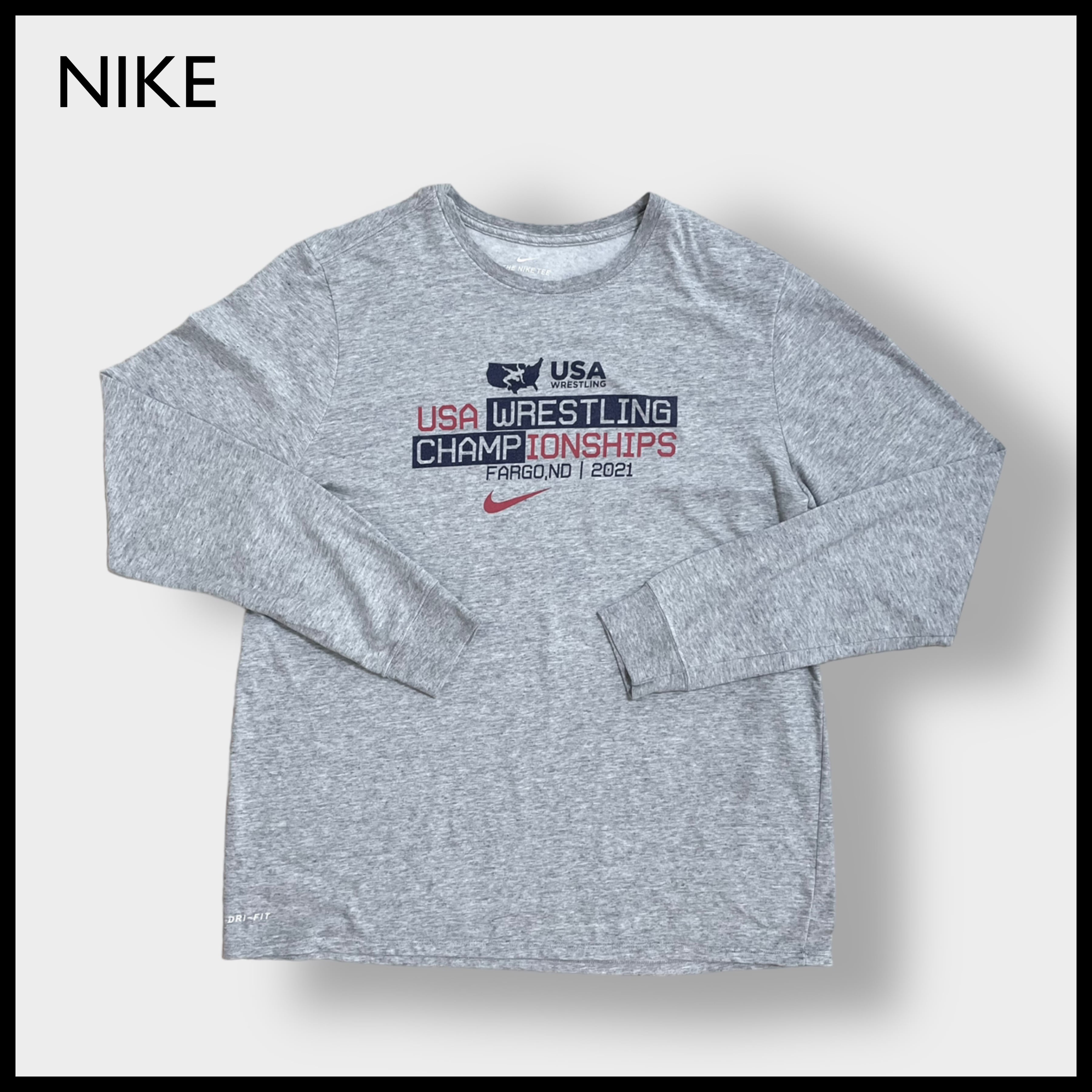 NIKE ドライフィット スウッシュ ビッグロゴ レッド 長袖 Tシャツ