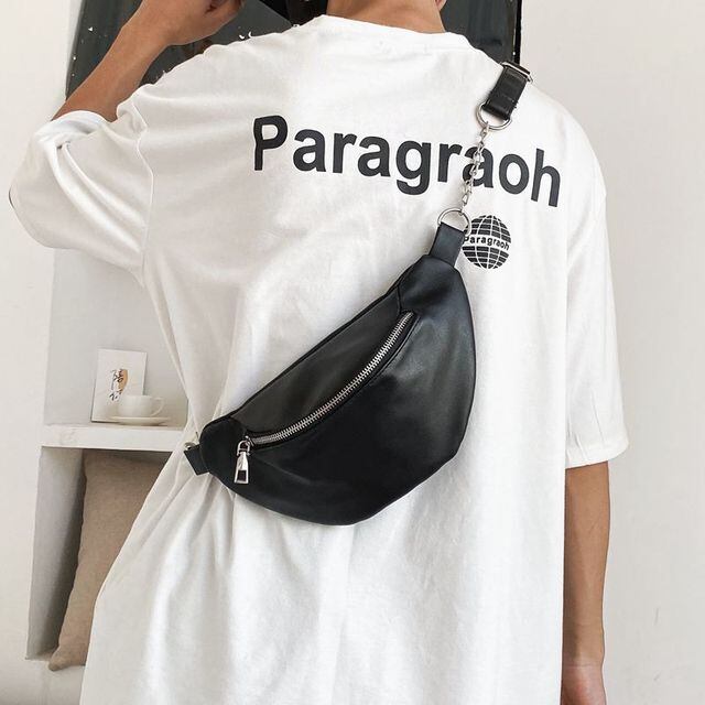 【予約販売】ボディバッグ ウエストバッグ メンズ レディース ブラック ホワイト フェイクレザー 斜め掛け メッセンジャー チェーン ブラック こなれ感 お洒落 韓国 トレンド