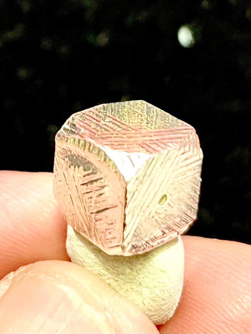 1) メテオライト(隕石)・ルース