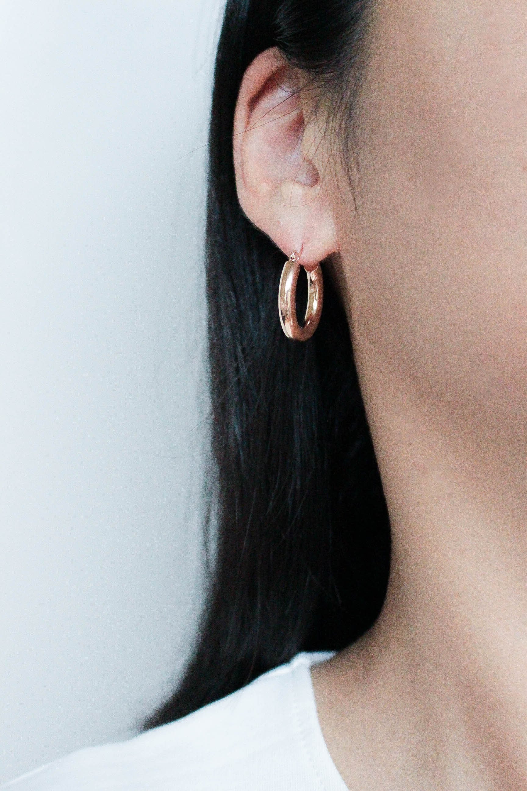 Mid Chubby Hoop Pierce | ebine(エビネ)|金属アレルギー対応アクセサリー