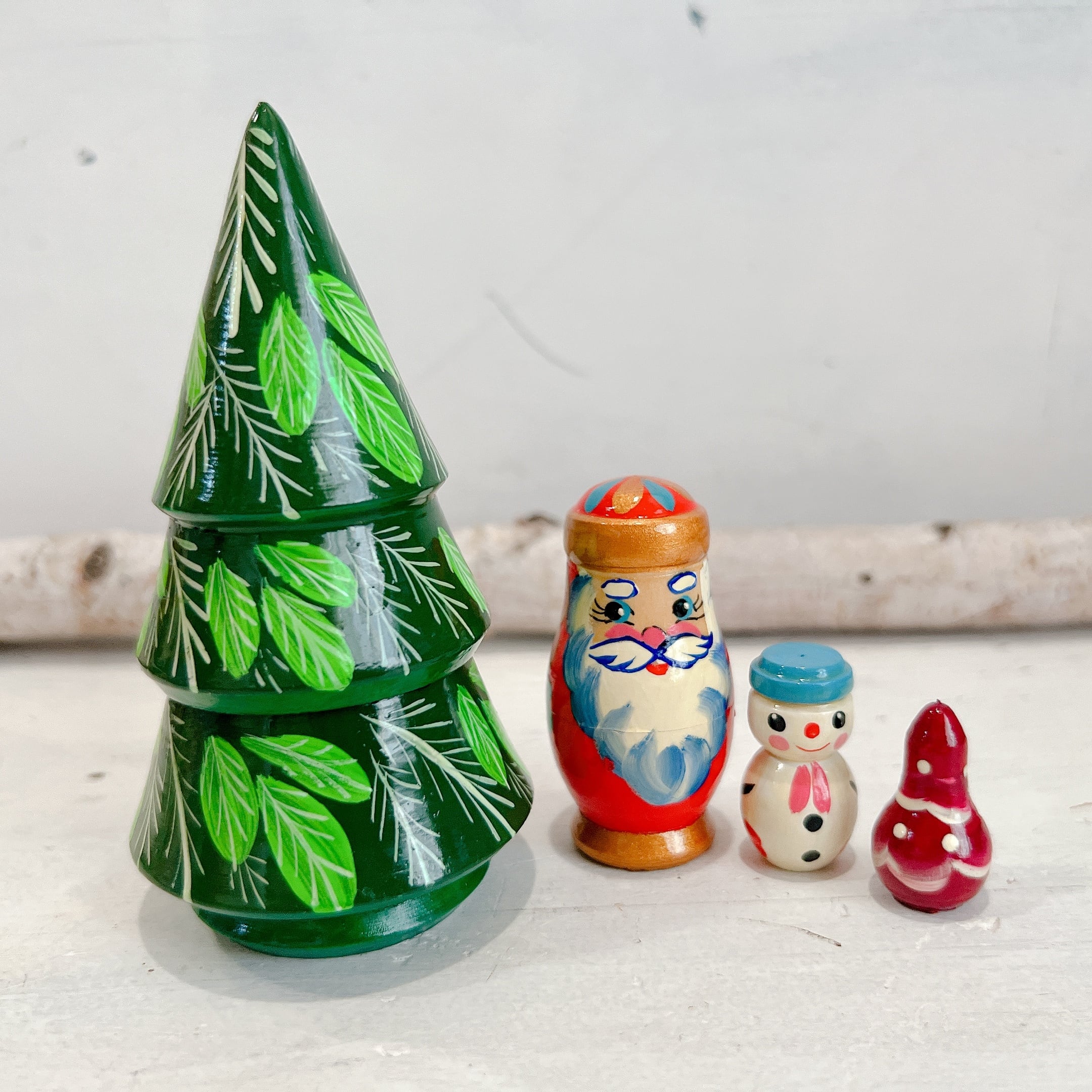 3＋1p マトリョーシカ「クリスマスツリー」11cm. MT310 | yarumaruka