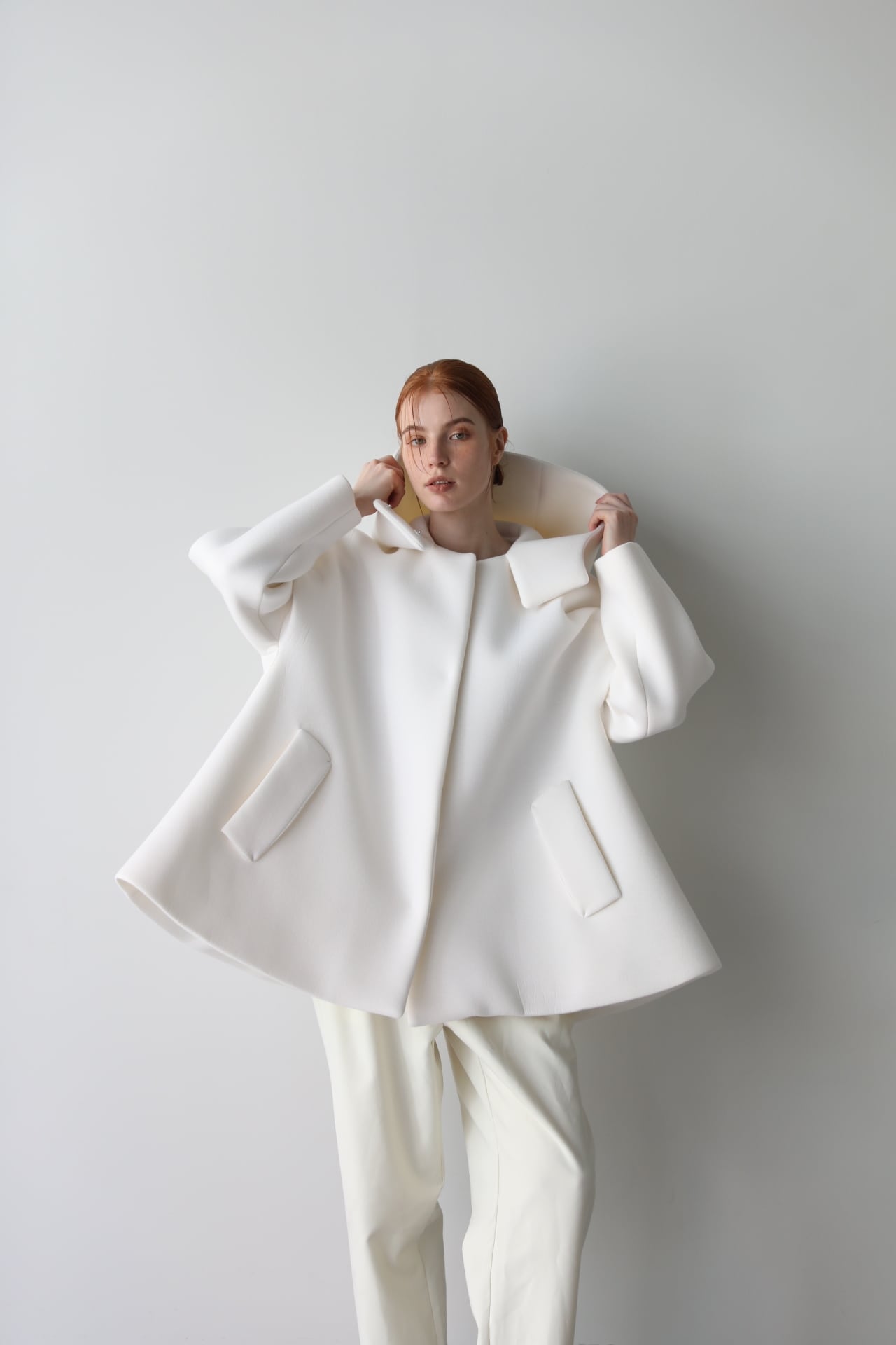 bonding hoodie coat (ivory) | e L L a