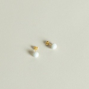 Ligo blossom / ノブドウ 白〈 アクセサリー / ピアス / 陶器 / 植物モチーフ〉