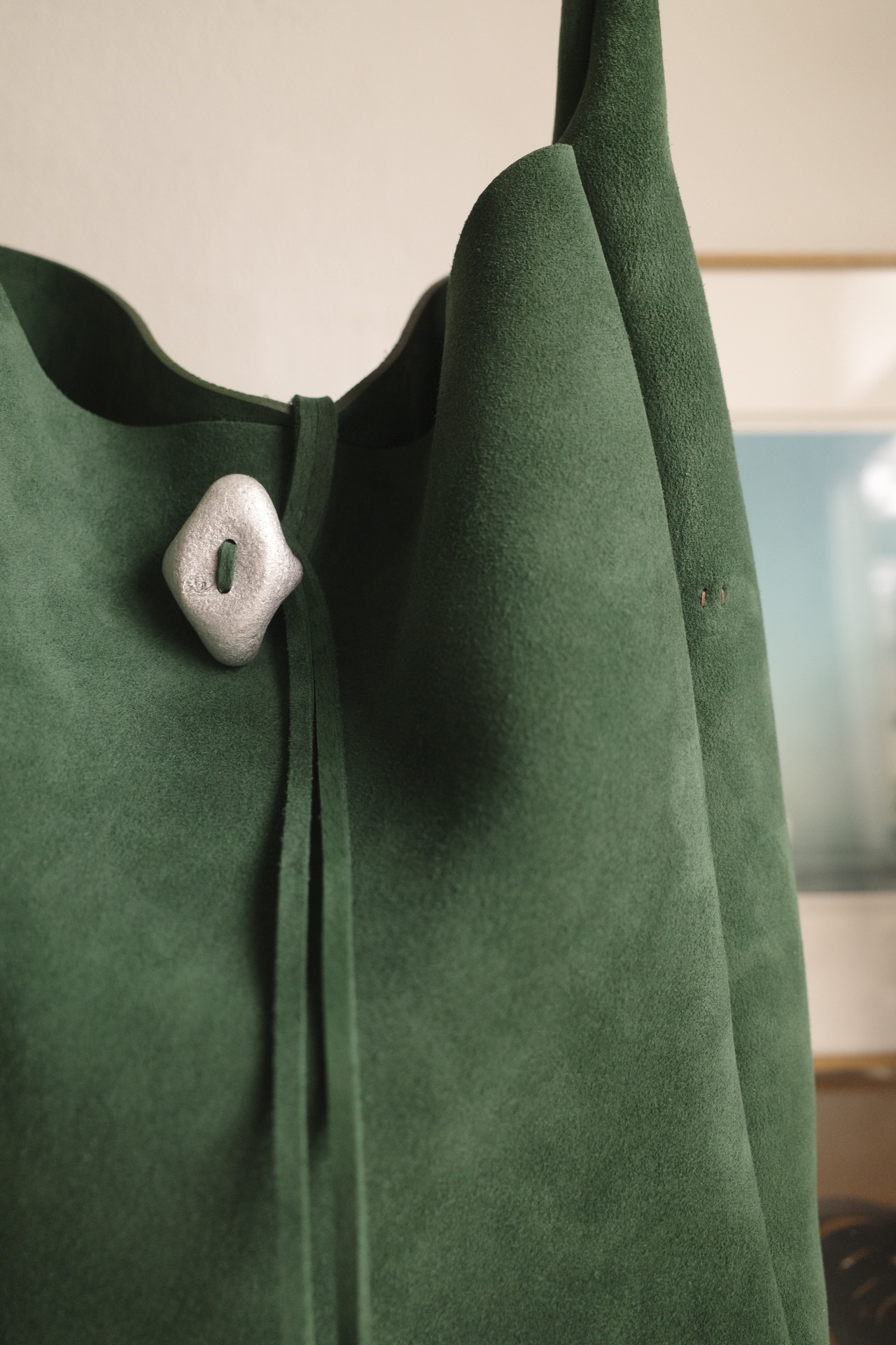 HORN-green suede-