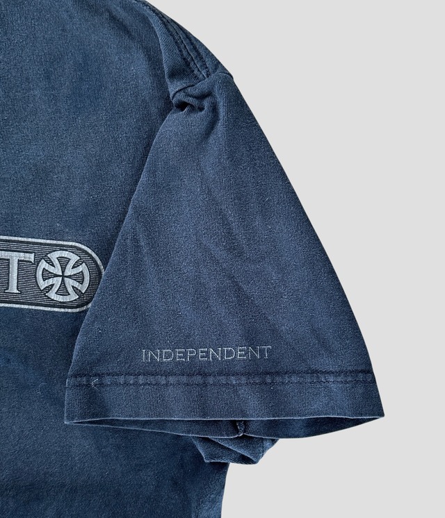 -INDEPENDENT- Vintage 90-00s Logo Print T-shirt
