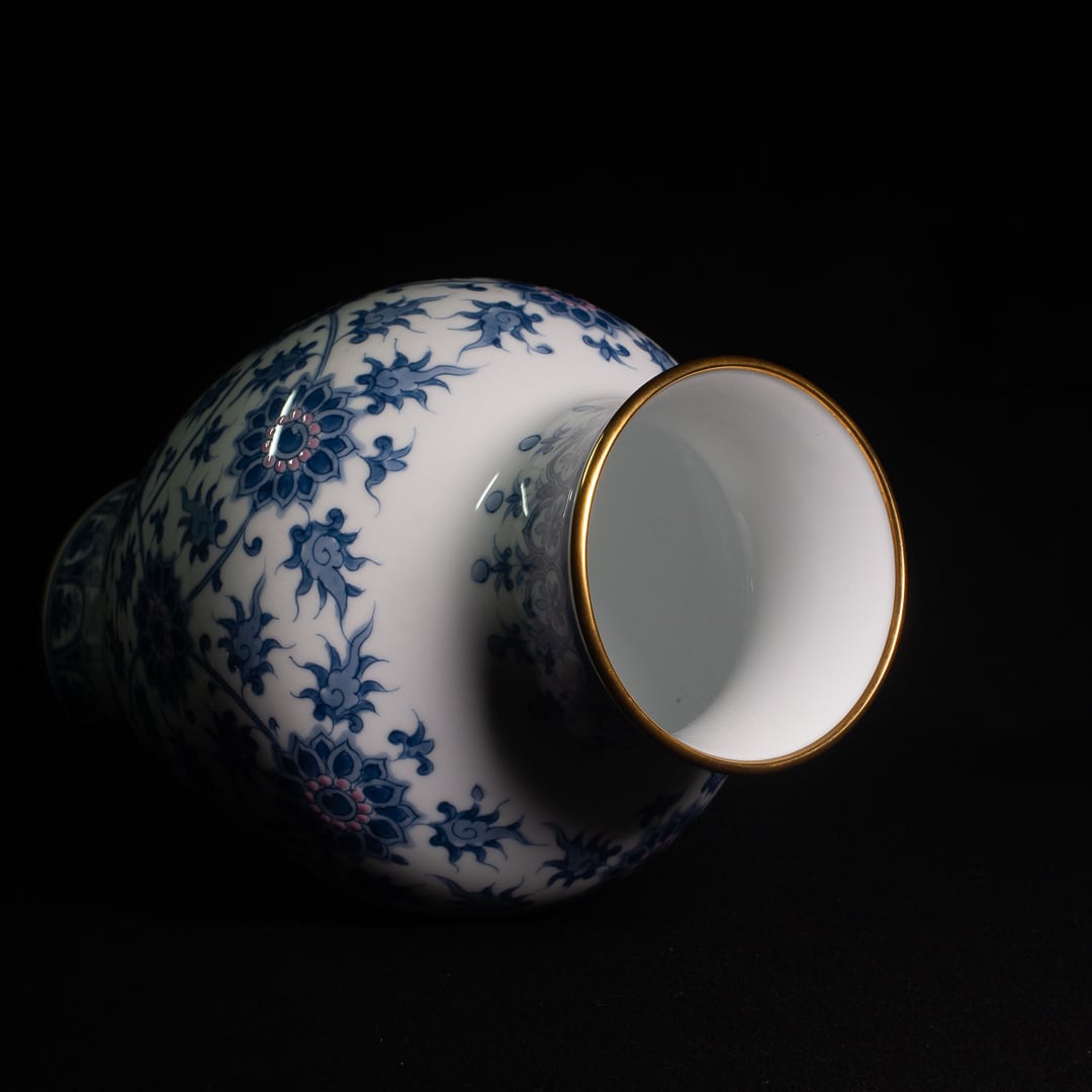 呉須唐草 花器 / 大倉陶園 | トリノス-torinoth- | 新宿区神楽坂の