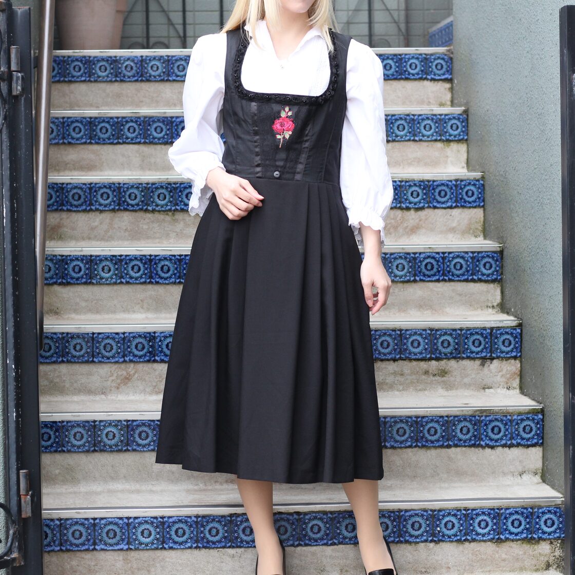 SPECIAL ITEM* EU VINTAGE COUNTRY LINE ROSE DESIGN NO SLEEVE 