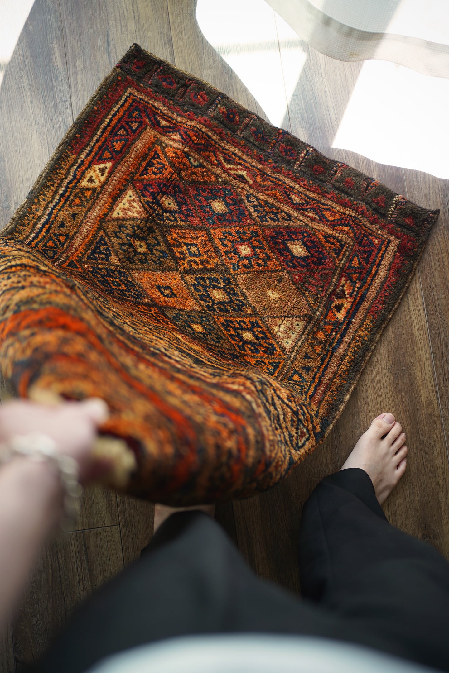 ヴィンテージラグ専門店 TIME RUG (ペルシャ絨毯・トライバルラグ) ヴィンテージラグ専門店 TIME RUG (ペルシャ絨毯・トライバルラグ)