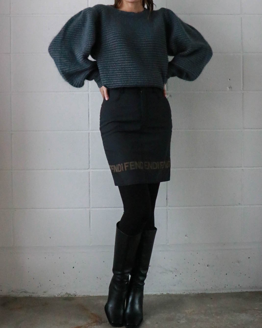 正規品♡FENDI♡ひざ上丈ロゴスカート FENDI mini skirt | VINIVINI ONLINE SHOP