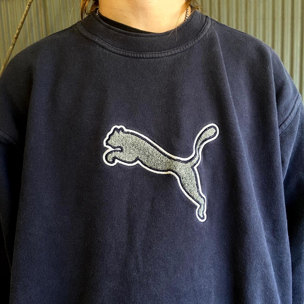 新品タグ付き PUMA スウェット ネイビーM PUMA プーマ フロントロゴ刺繍 スウェットシャツ メンズXL 古着