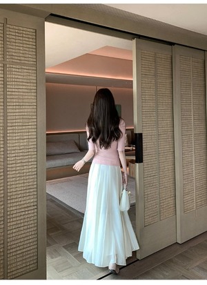 Glossy Material Pleated Flare Long Skirt【H00072】