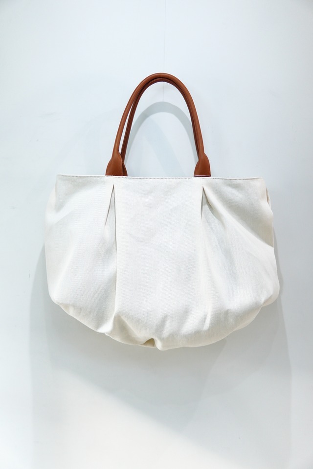 OUAT /   OFFICE TOTE / WHITE