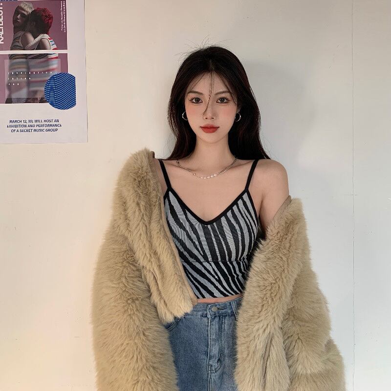 スプリングショートスキニーパターンシャツ ノースリーブトップス 春物 ブラックストロベリース18436081043