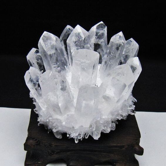 水晶 クラスター 水晶 原石 台座付属 一点物 182-8609