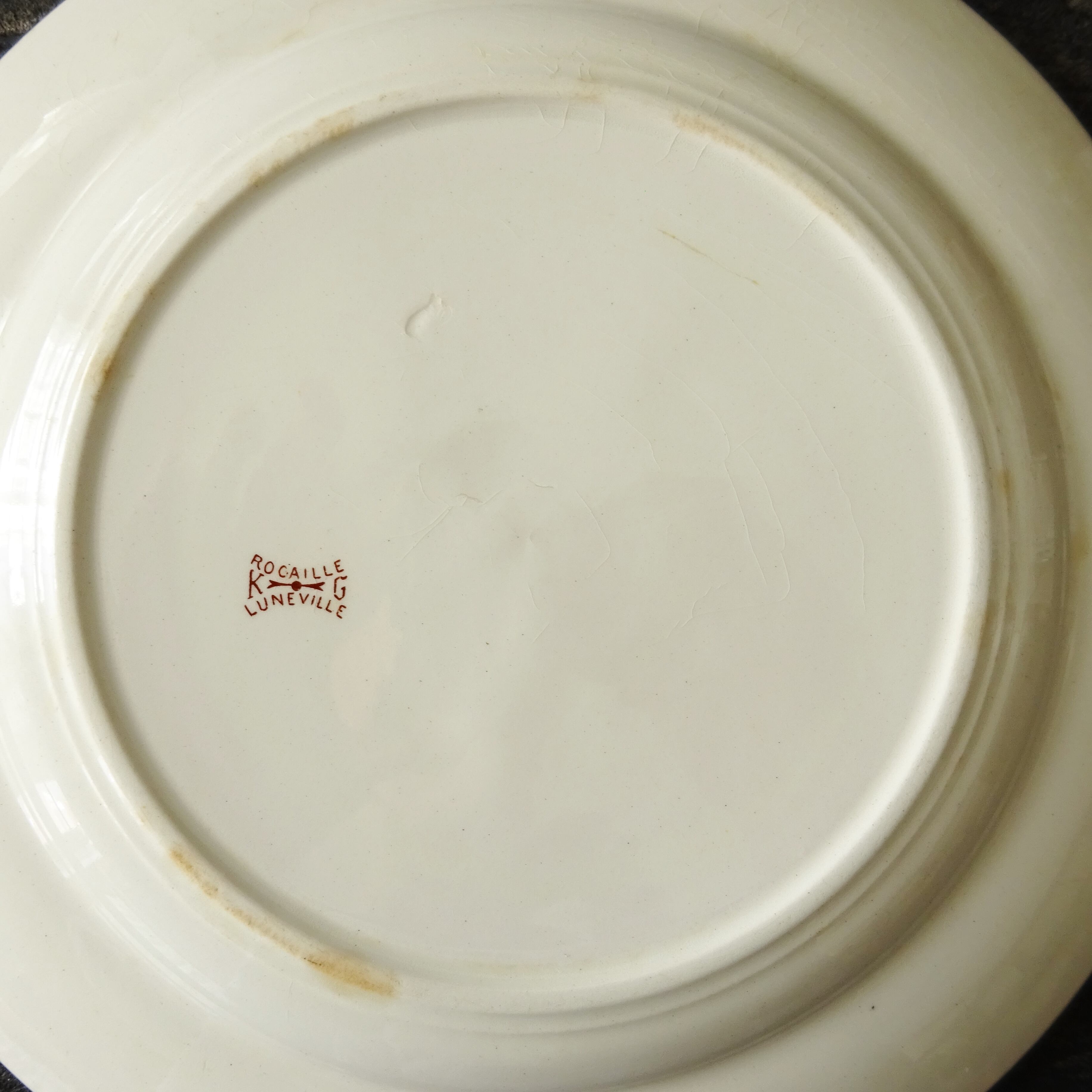 KG Lunéville  modèle《Rocaille》Assiette plate (B)